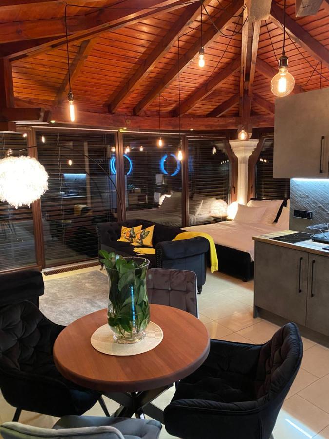 Sky Luxury Suite Кестхей Экстерьер фото